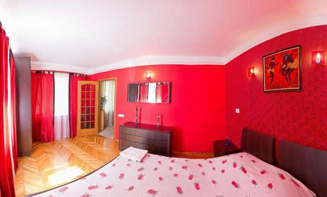 Апартаменты Kyiv apartment on Starokyivskaya lane 5 Киев-24